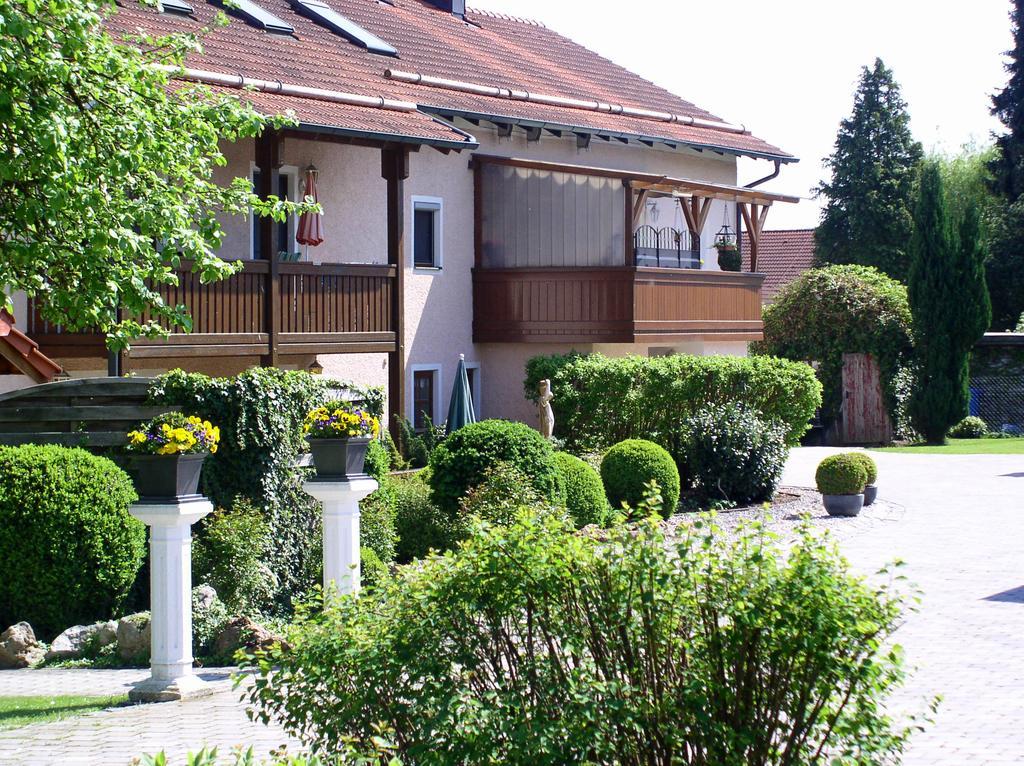 Ferienwohnungen Bloier Bad Birnbach Exterior foto